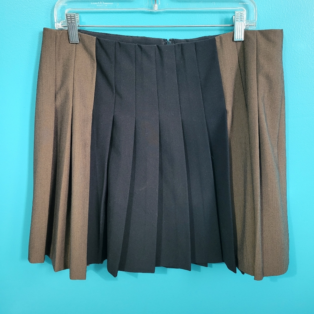 🏷1/$15, 2/$20, 3/$27 Smart Set pleated skirt